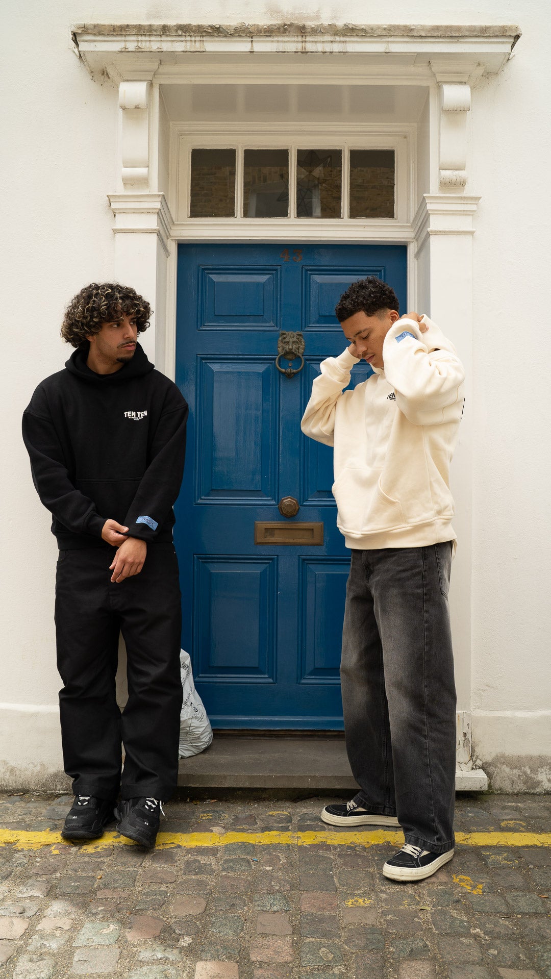 FOUNDATION HOODIE - BLACK